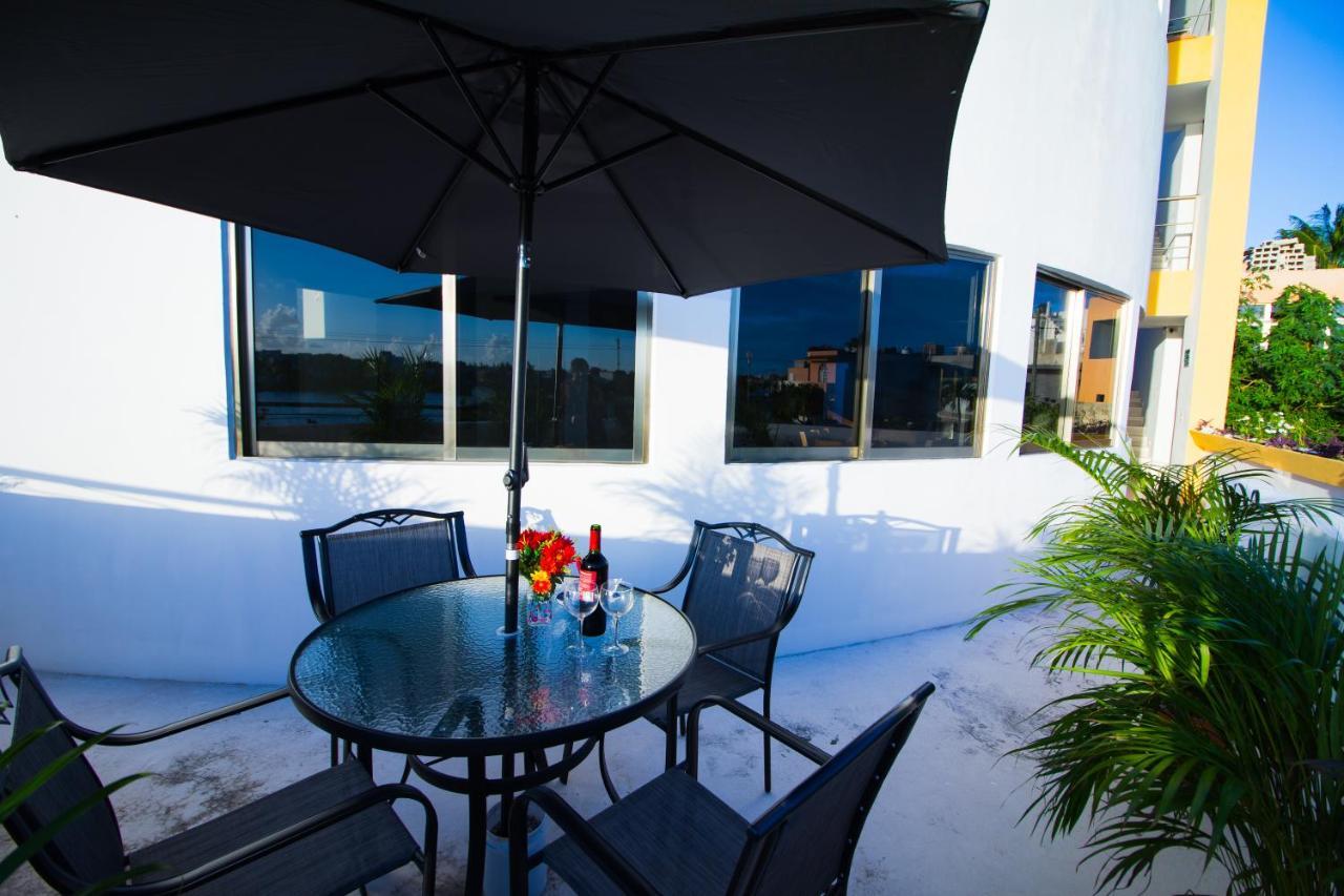Sunset Isla Mujeres Aparthotel Εξωτερικό φωτογραφία